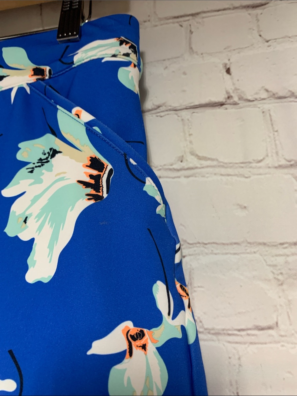 NWOT Peter Millar Blue Floral Skort Size S - Picture 5 of 6